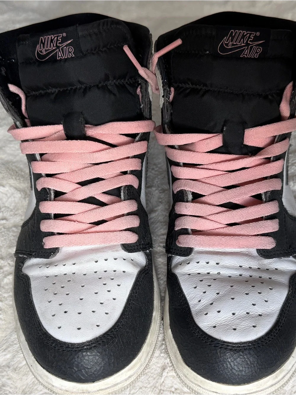 Nike Air Jordan 1 High Women’s Sneakers - White, Black & Pink Laces